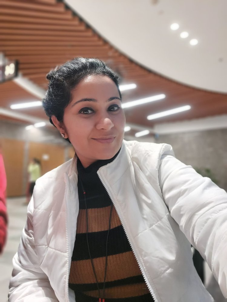 Yellow_youressentials Organic Beauty Brand :Based on Love and Care